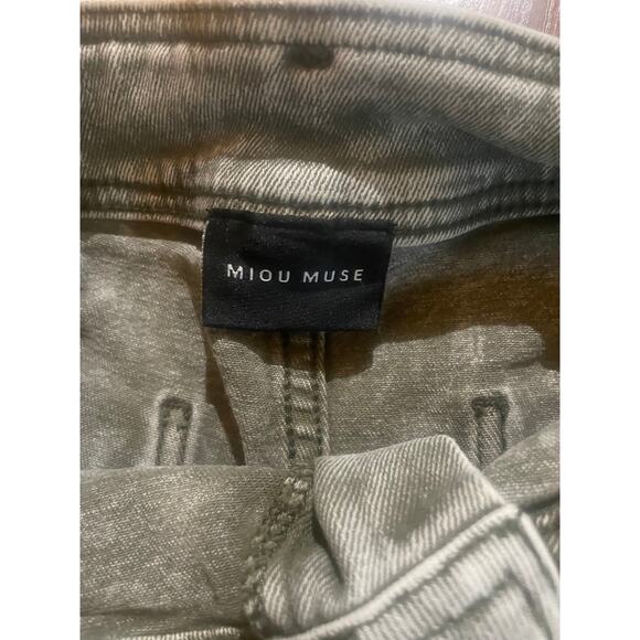 MIOU MUSE High Rise Wide Leg Jeans - Picture 5 of 10